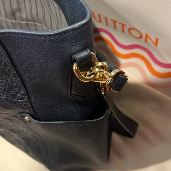 Beautiful black leather LV bag previously loved and cherished. - Picture 5 of 9